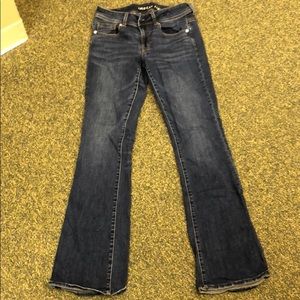 American Eagle Pants Size 6 long. Never been worn